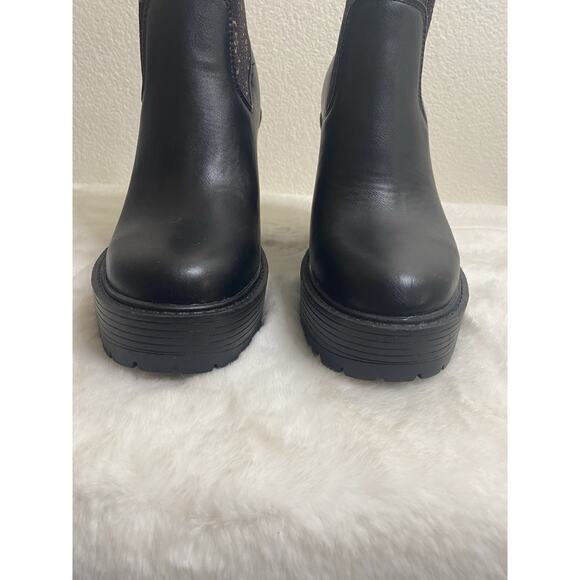 Guess Ankle Boots Womens Signature Size 6 - Picture 5 of 8